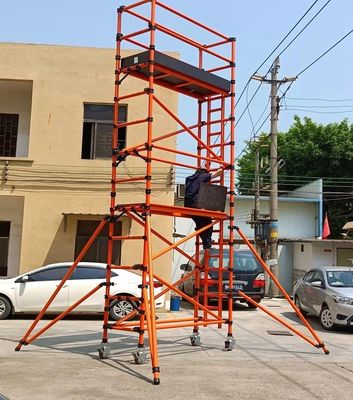 Un buen precio. Escafado aislado de 2 a 20 m Torres móviles de andamios de fibra de vidrio para ingeniería eléctrica en línea